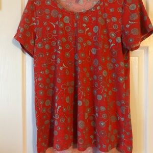 Beautiful red and gold Lularoe Classic Tee
